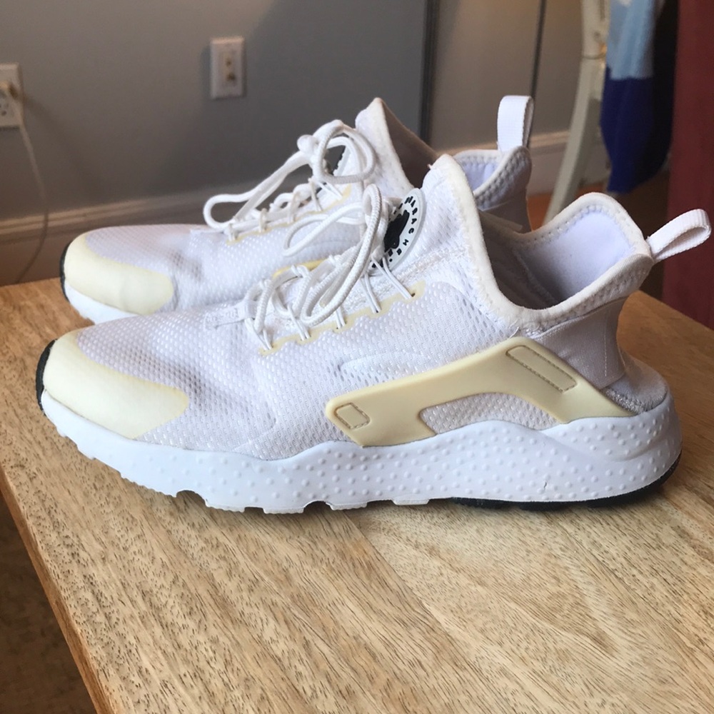 Excellent Condition! Nike Air Huarache Sneakers